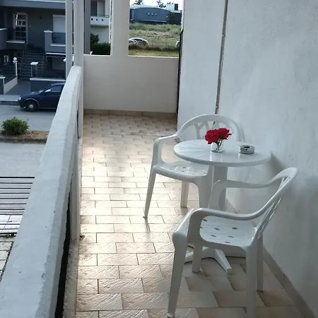 Dimitris Studios Paralia Gr #2 Apartamento